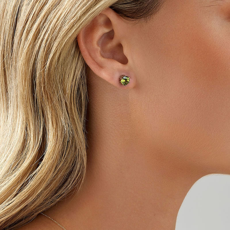 9ct Gold Peridot Stud Earrings