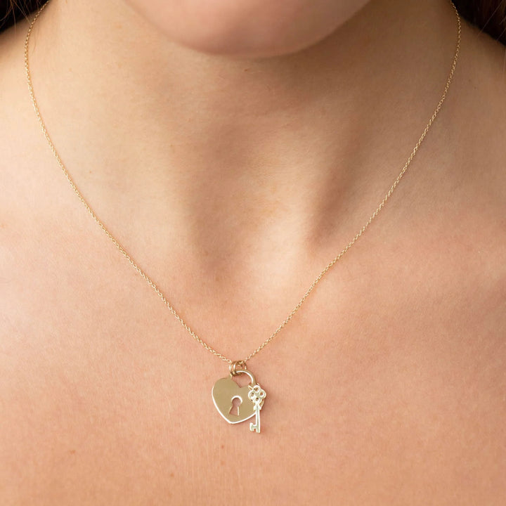 9ct Gold Heart & Key Necklace