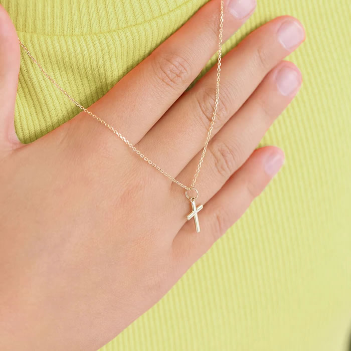 Children's 9ct Gold Cross Pendant
