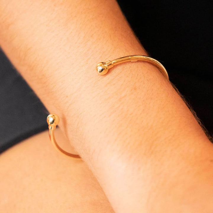 Women's 9ct Gold Torque Bangle