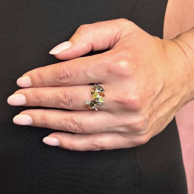 Sterling Silver Amber Wrap Around Leaf Ring