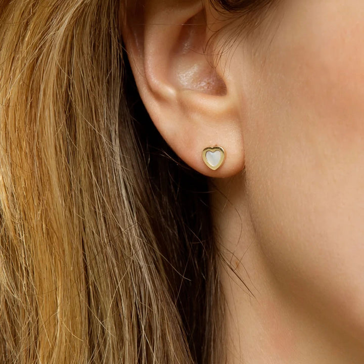 9ct Gold mother of Pearl Heart Stud Earrings