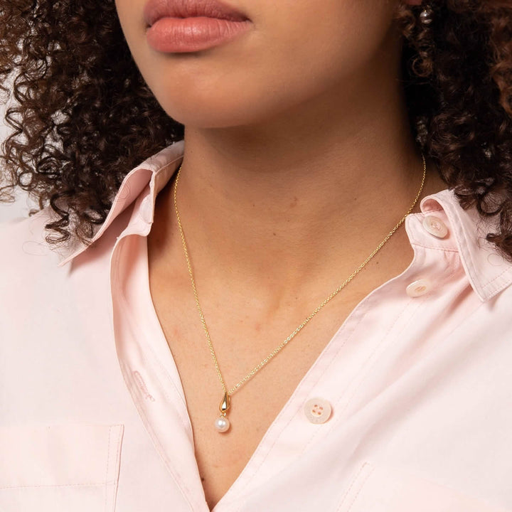 9ct Gold Pearl Pendant Model