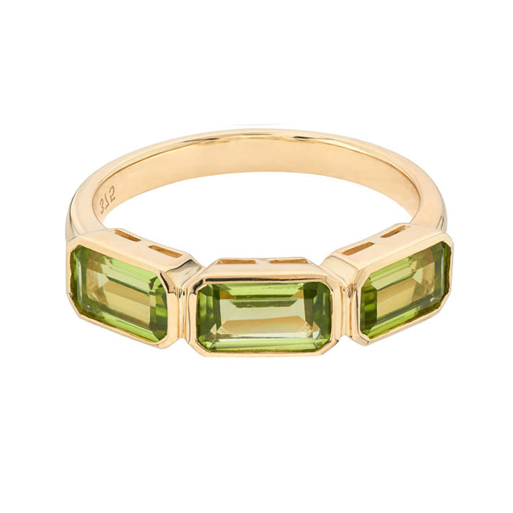 9ct Gold Emerald-Cut Peridot Ring