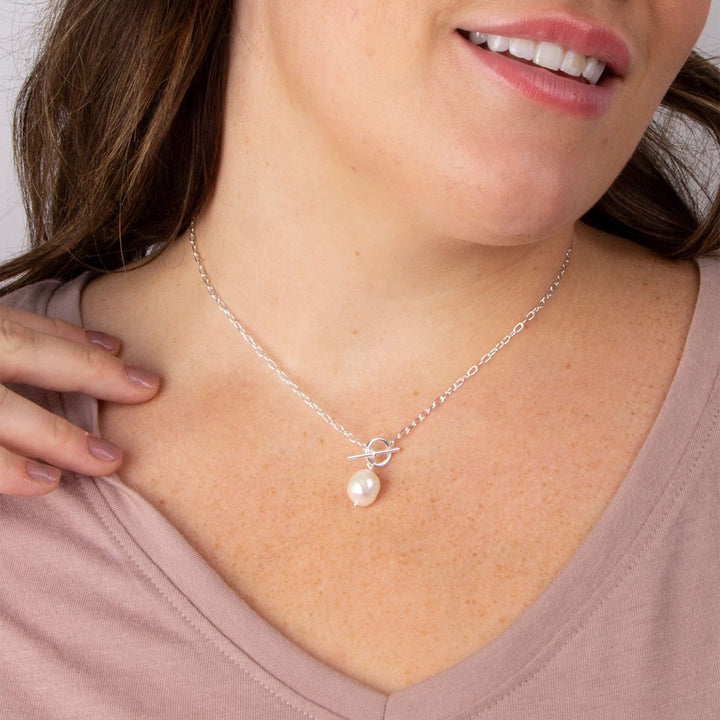Silver Pearl T-Bar Chain Necklace