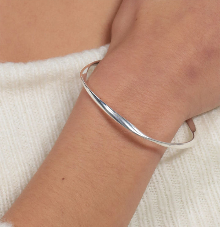 Sterling Silver Twist Bangle