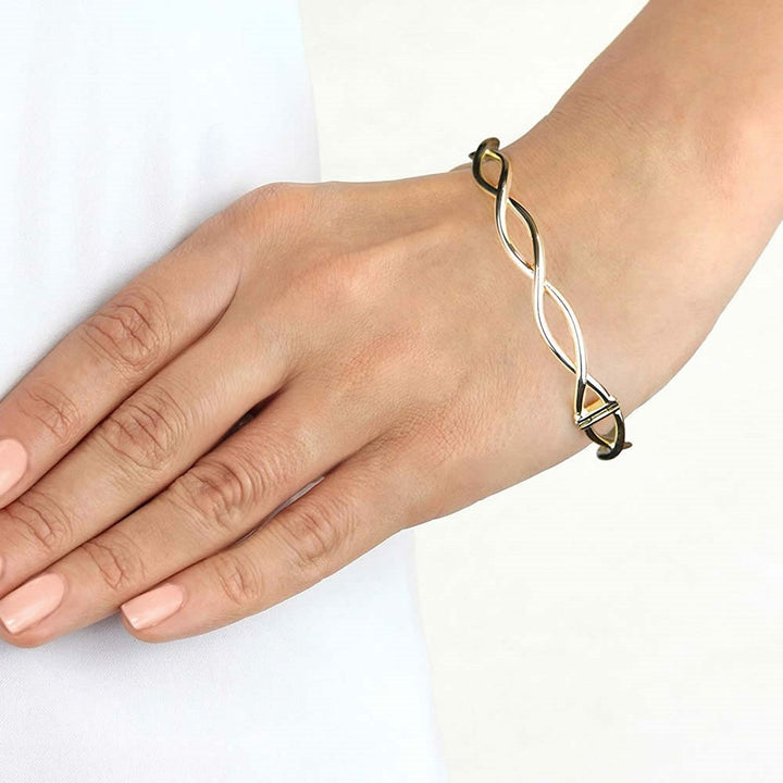 9ct Yellow Gold Open Weave Bangle