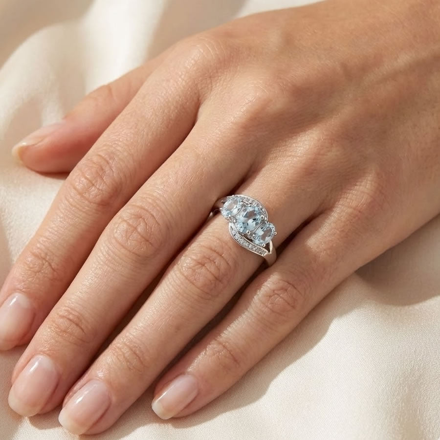 9ct White Gold Diamond & Aquamarine Twist Ring