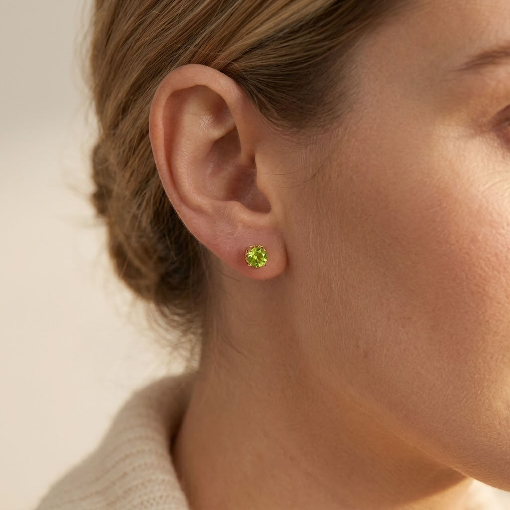 9ct Gold Peridot Stud Earrings