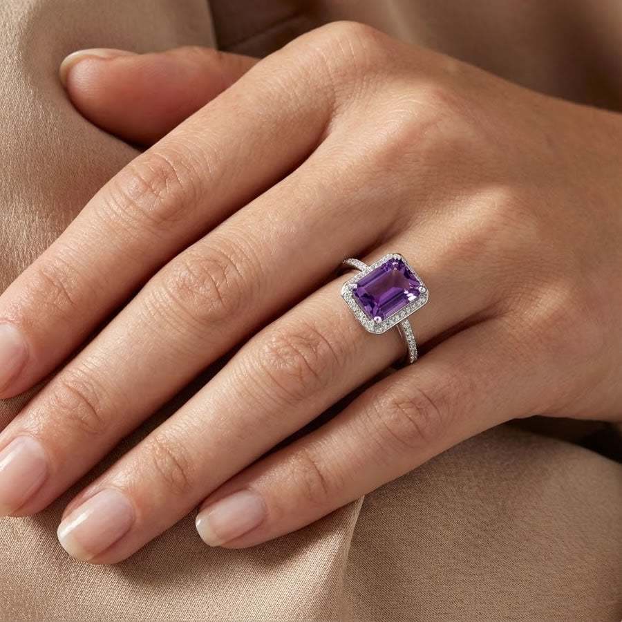 9ct White Gold Emerald-Cut Amethyst &amp; Diamond Ring