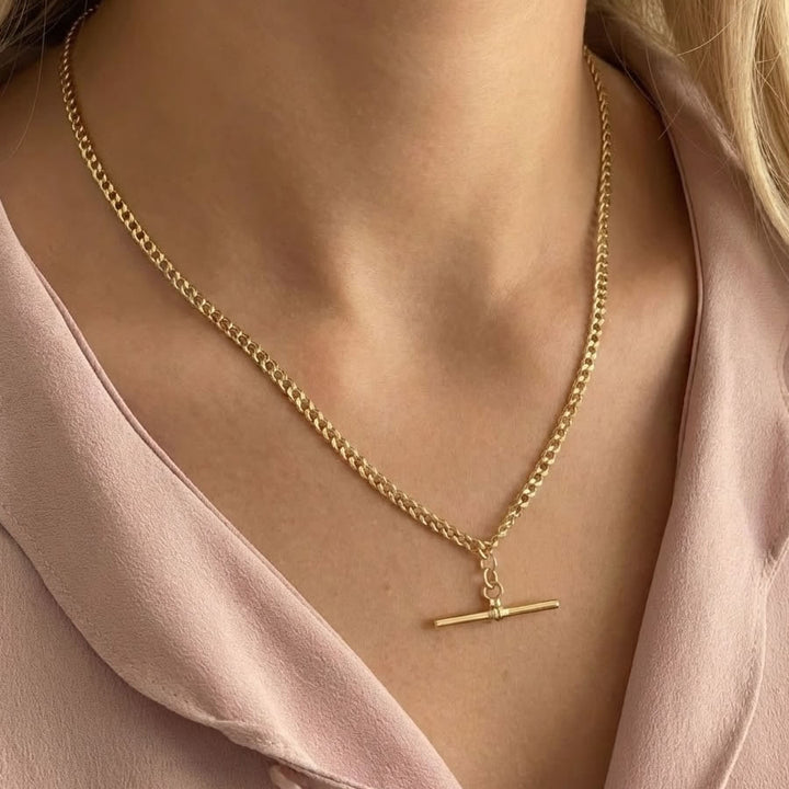 9ct Gold T-Bar Curb Chain Necklace