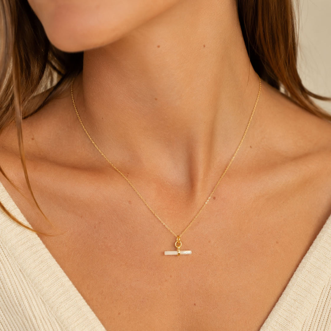 9ct Gold Mother of Pearl T-bar Necklace