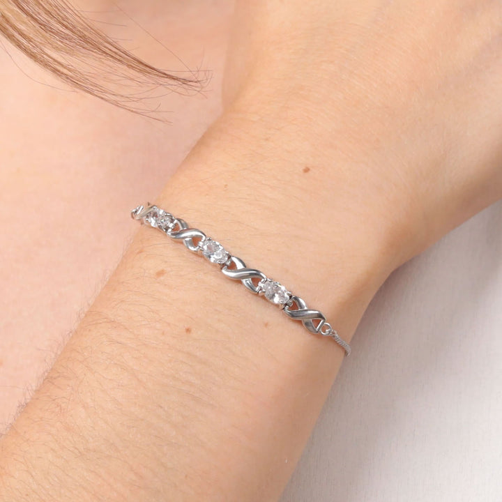 Silver Adjustable Kiss Link Bracelet