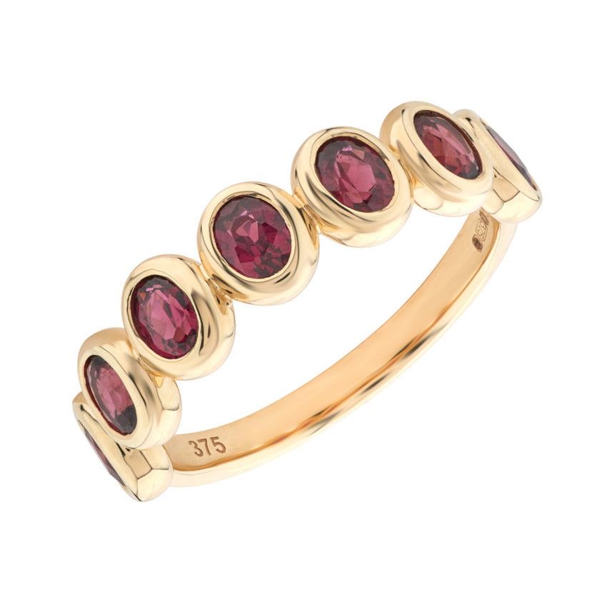 9ct Gold Garnet Oval Band Ring