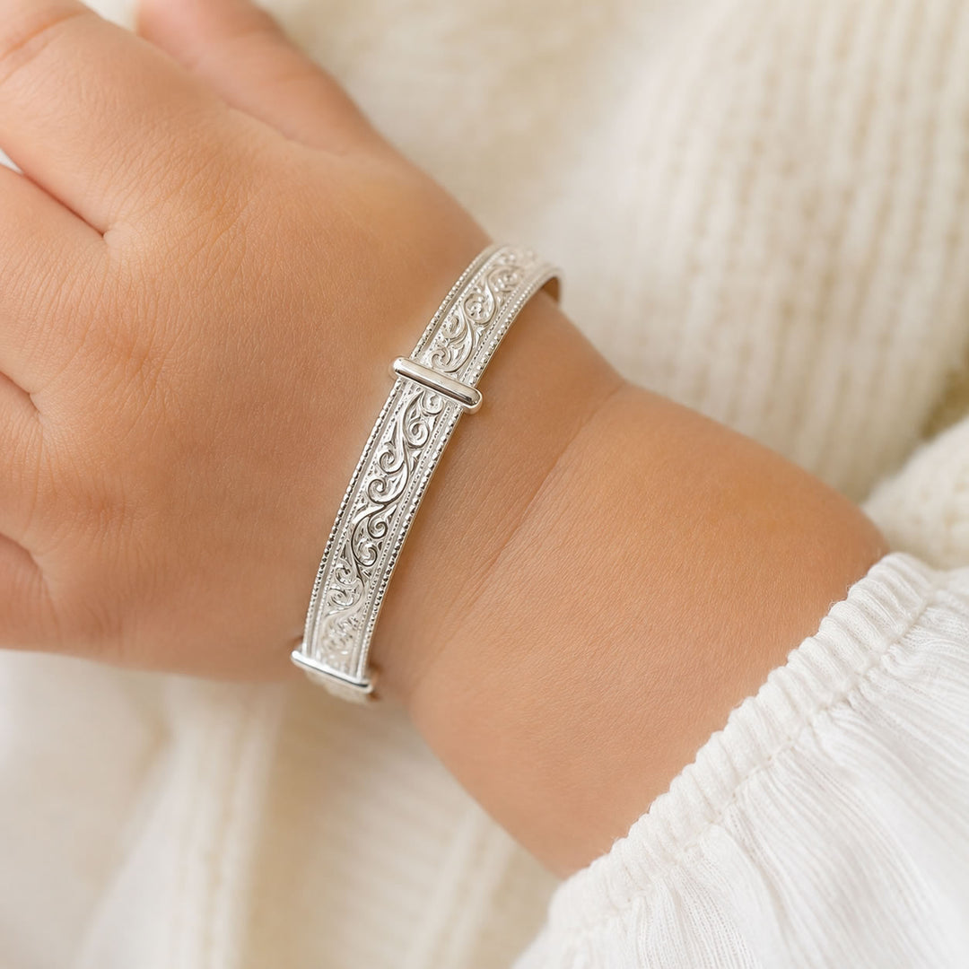 Sterling Silver Expandable Pattern Baby Bangle