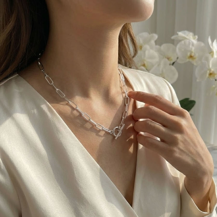 Silver Oval Chain Link T-Bar Necklace