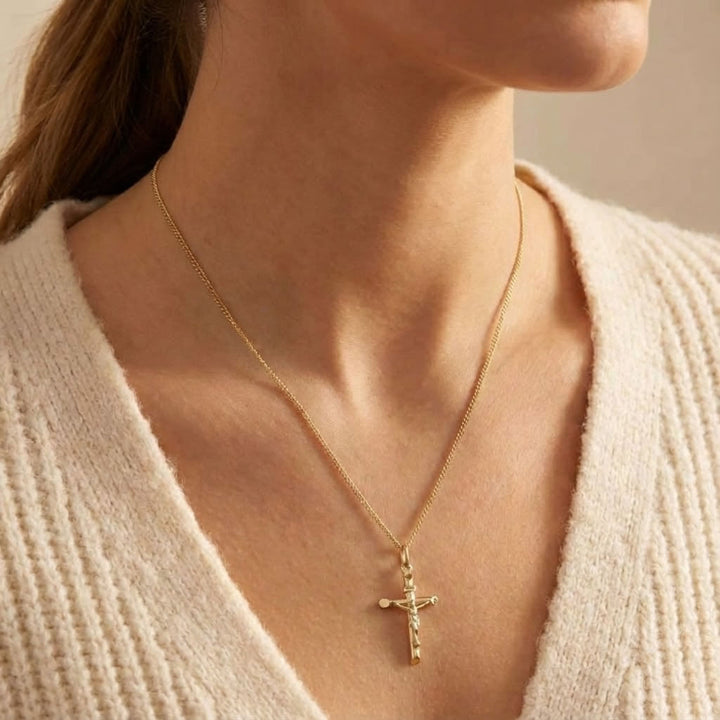 Women's 9ct Gold Crucifix Cross Pendant