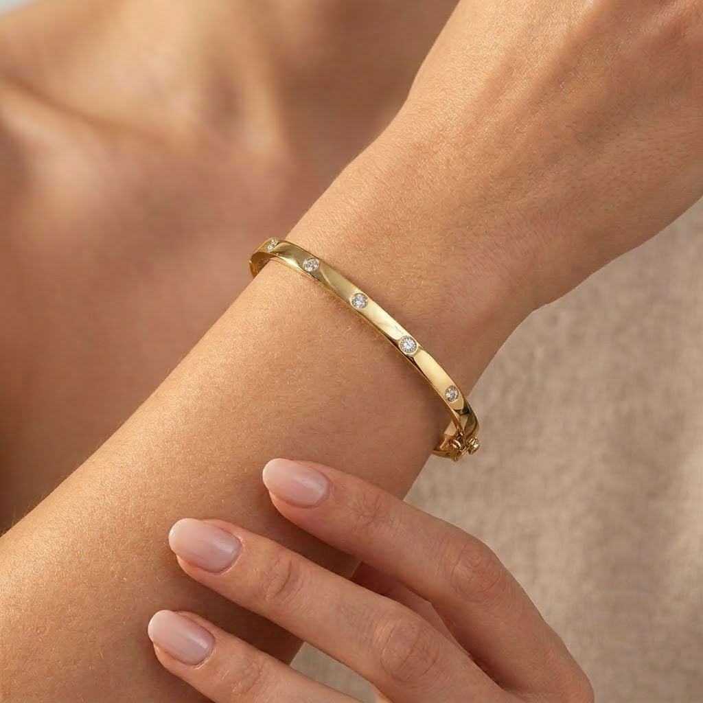 9ct Gold 0.20ct Diamond Bangle