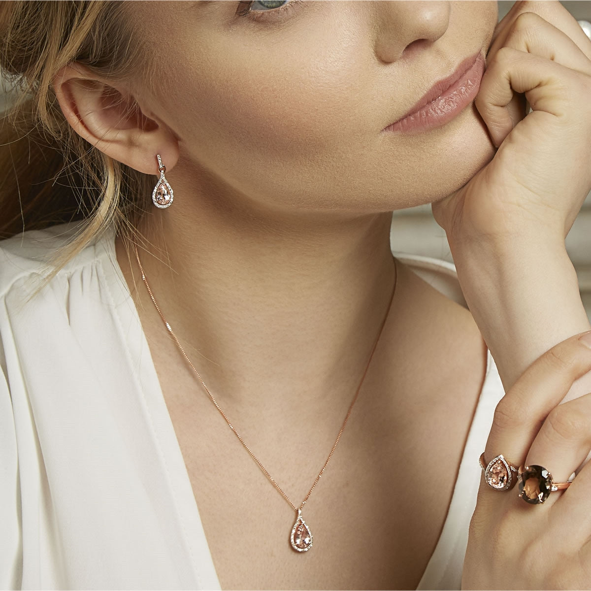 14K Rose Gold Pear Shape Morganite And Diamond Necklace | Barkev's